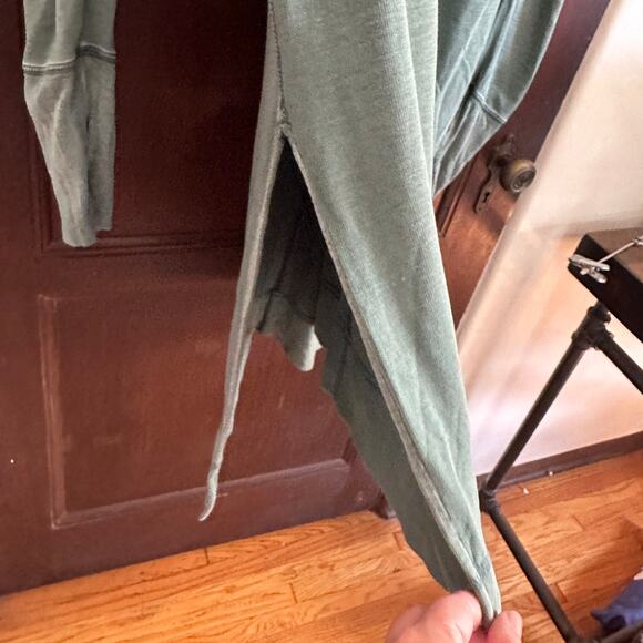 FREE PEOPLE | Green Queen of Hearts Cotton Modal Hooded Tunic | Extra Small - Picture 7 of 8